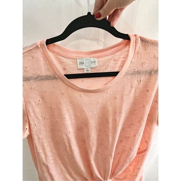 Francesca’s pink top   - Picture 2 of 3